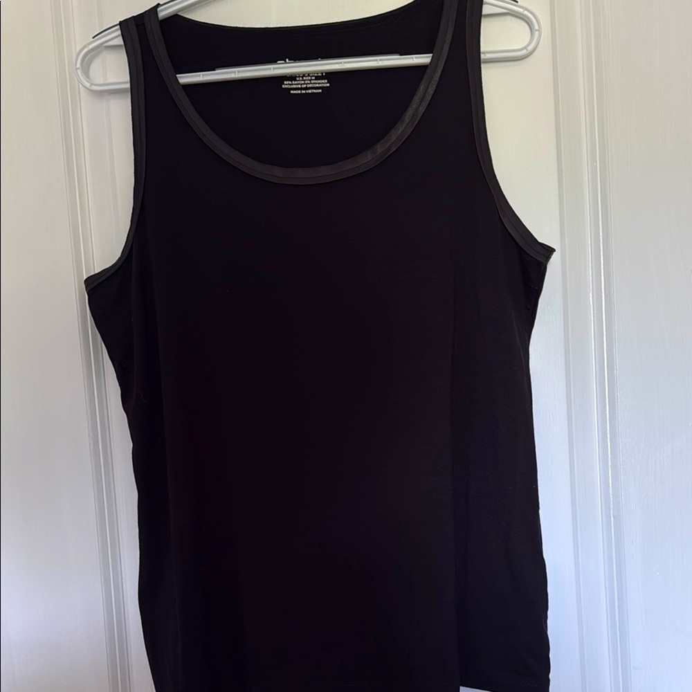 Chico's Black Sleeveless Top